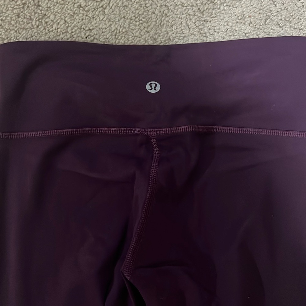 Lululemon Wunder Under leggings *Full on Luon 28”